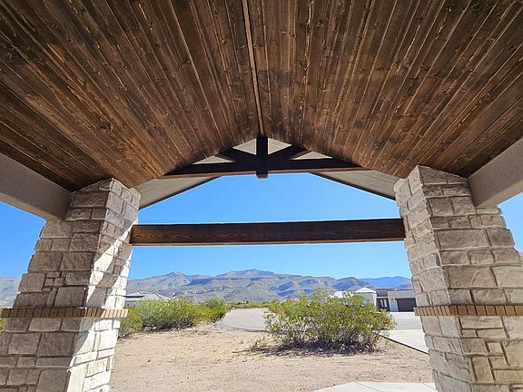 4th image of 1607 Las Vistas