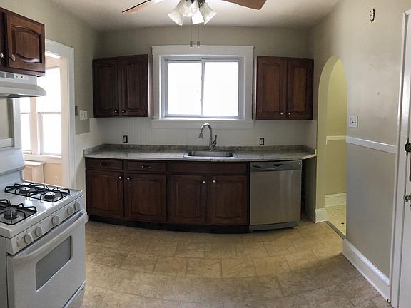 3rd image of 97 Clermont St #2