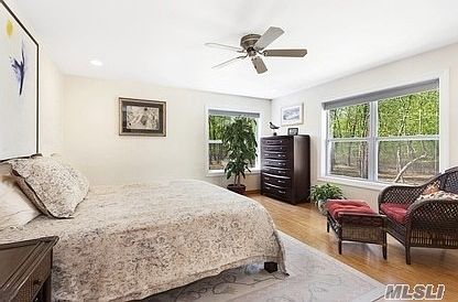5th image of 29 Windwood Ct