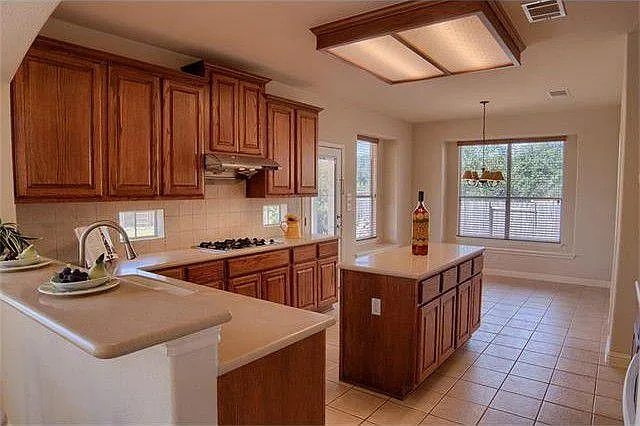 1601 Sienna Dr — Photo 7
