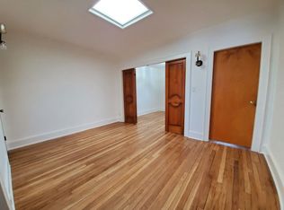 100-15 Ascan Ave #2, Forest Hills, NY 11375