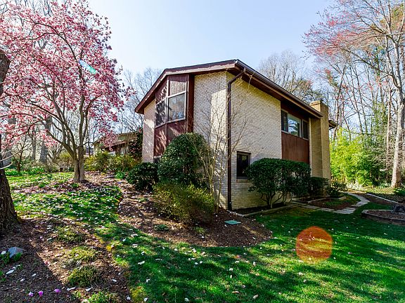 2nd image of 3414 Wessynton Way