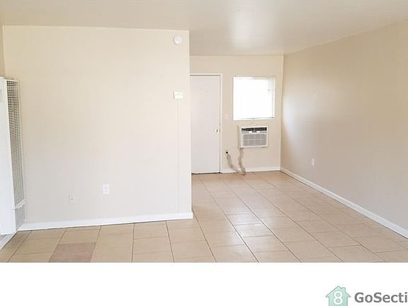 3rd image of 7215 Conejo Dr