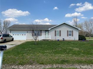703 W Jackson Ave, Altamont, IL 62411