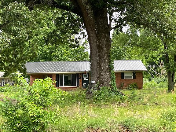 2nd image of 97 Greene Rd #652