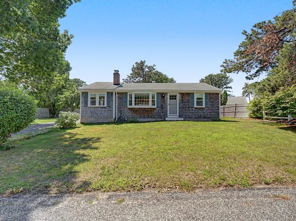 43 Dartmouth Road, West Dennis, MA 02670
