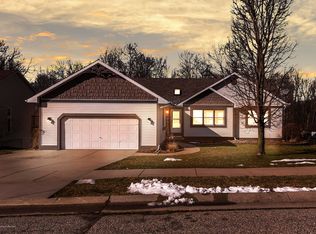 2307 Rolling Ridge Ln, Holt, MI 48842