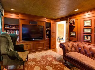 1810 County Line Rd, Gates Mills, OH 44040