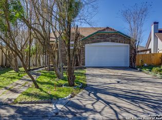 6818 Flaming Ridge Dr, Converse, TX 78109