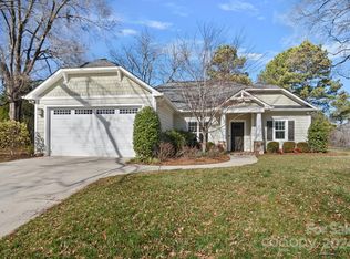 1110 Moray Ct, Charlotte, NC 28211