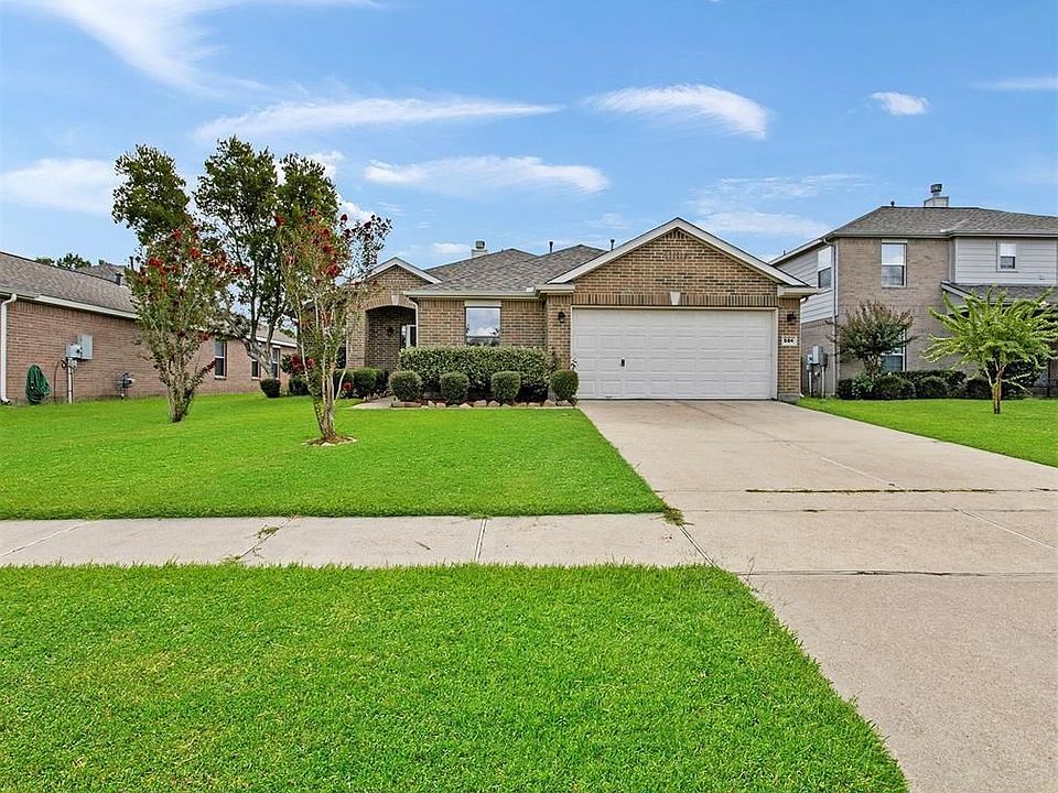 1st image of 524 Cedar Branch Dr