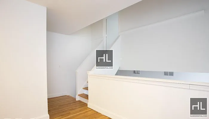 Rented by Highline Residential | media 28