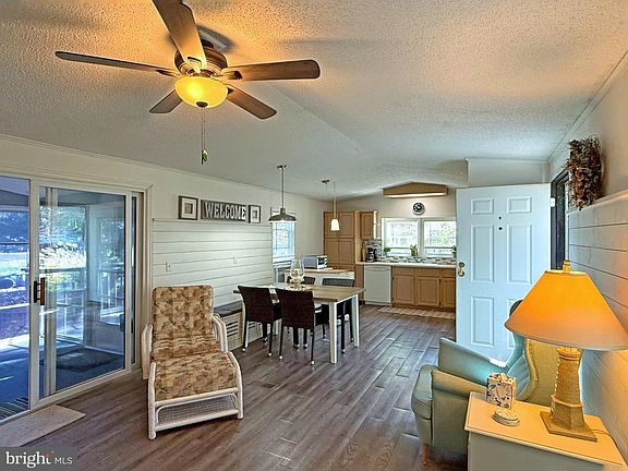 4th image of 30947 Oakwood Rd