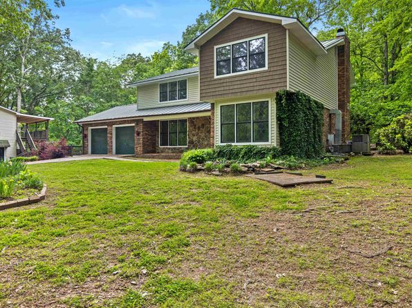 295 Whitten Ln, Florence, AL 35633