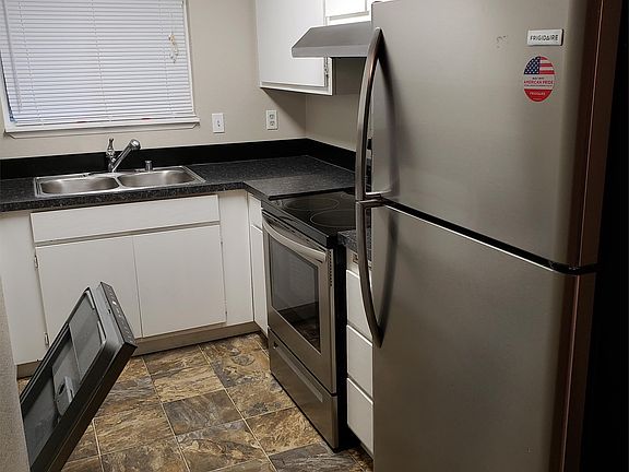4th image of 12705 48th Ave NE APT 4