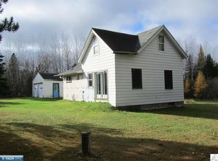 7559 Levander Rd, Embarrass, MN 55732