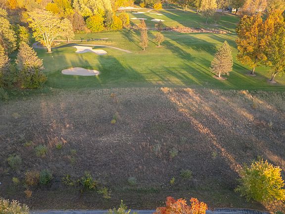 4th image of 2861 Peachtree Ln #2
