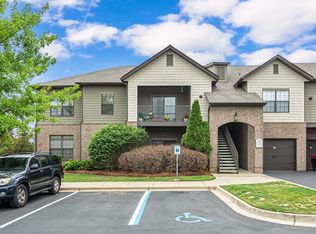 521 Riverhaven Pl, Hoover, AL 35244
