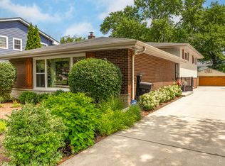 5329 Grand Ave, Western Springs, IL
