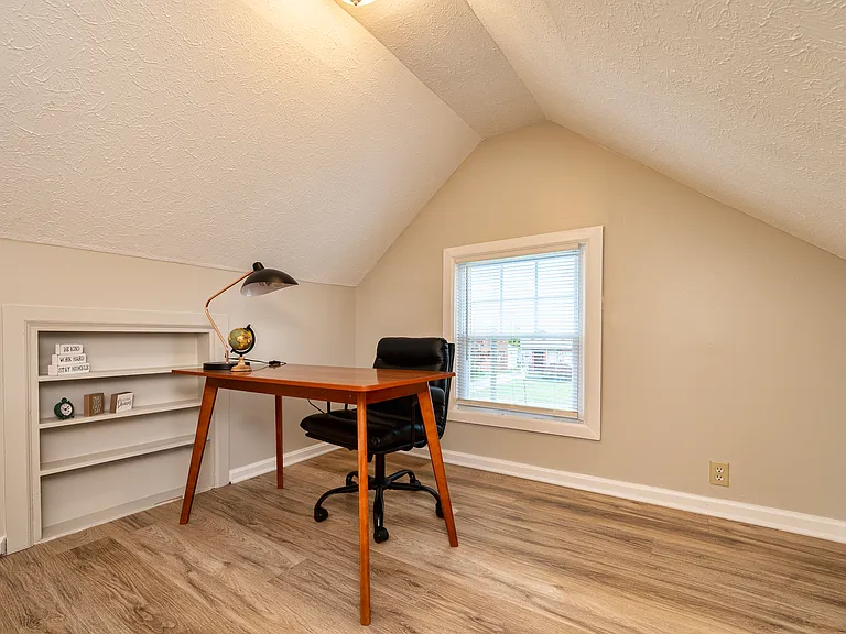 3722 Bainbridge Rd — Photo 42