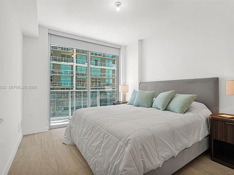 77 SE 5th St #1511 — Photo 15