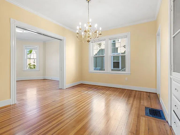 263 Pearl St #1 — Photo 15