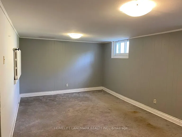 11 Hutton Ave #BASEMENT — Photo 3