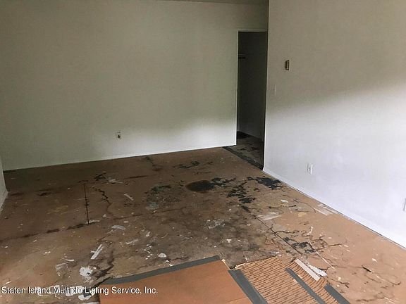 5th image of 475-485 Armstrong Ave #B3