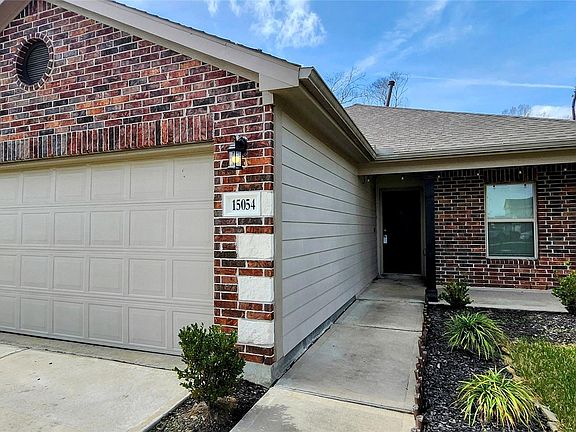 2nd image of 15054 Paddock Point Ln