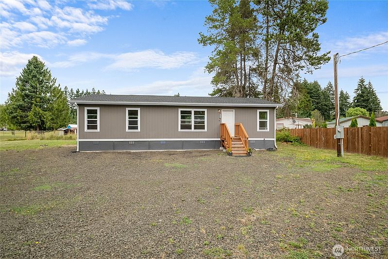 2nd image of 2716 Vantage Avenue SW