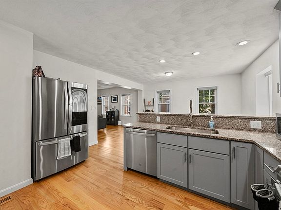 3rd image of 55 Cherry St #1