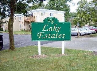 22 Lake Ave APT 1B, East Brunswick, NJ 08816