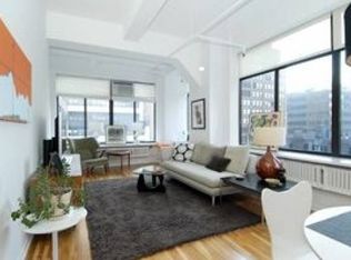 348 W 36th St, New York, NY 10018