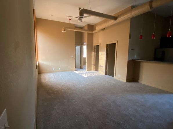 102 Main St E #3