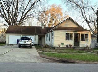 510 W Hosmer St, Saint Charles, MI