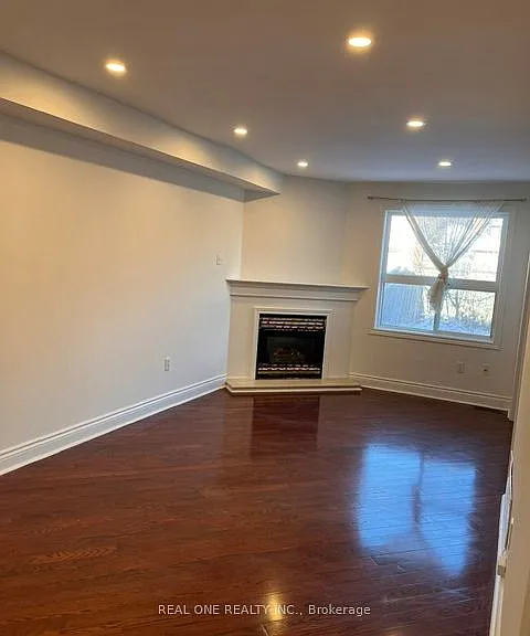 180 Kimono Cres — Photo 5