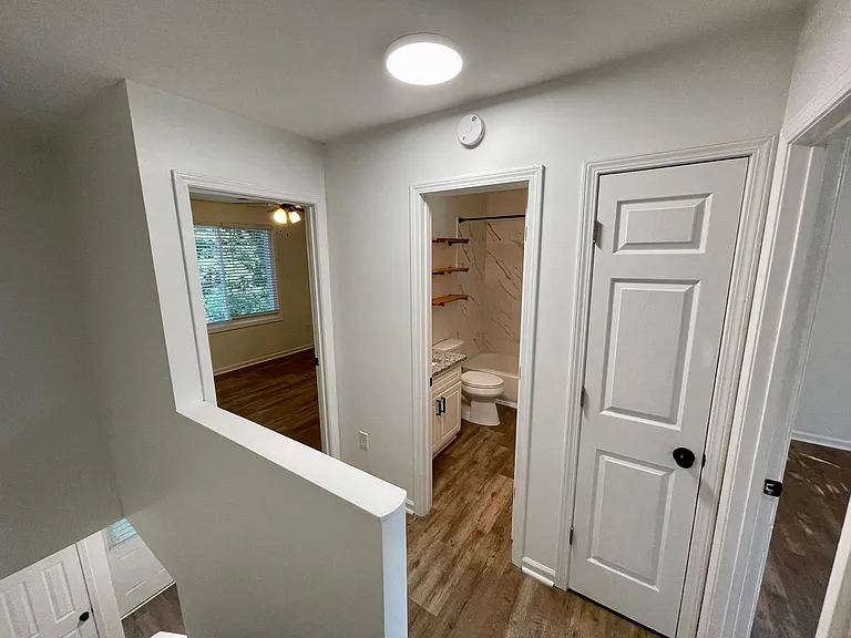 32 Huntsfield Dr #B — Photo 14