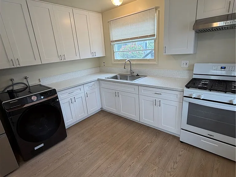 5656 Noel Dr — Photo 10