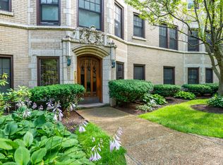 822 Judson Ave APT 5, Evanston, IL 60202