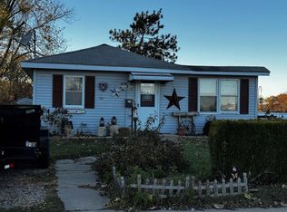 139 Beach St, Mauston, WI 53948