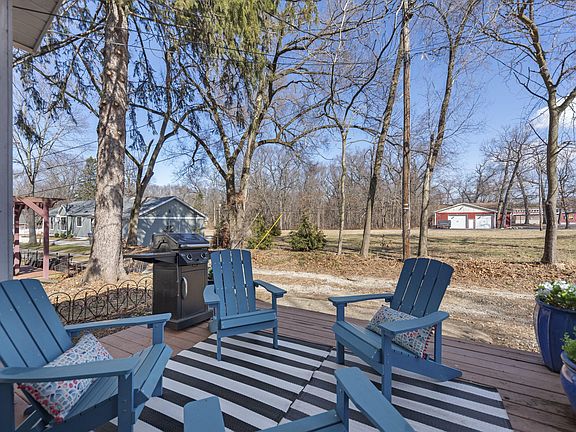 2nd image of 25 Ramona Ct