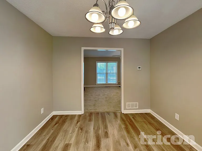 5219 Glendora Ct — Photo 4