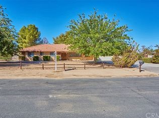 19202 Tecumseh Rd, Apple Valley, CA 92307