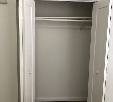 3rd image of 734 Larkin St APT 203