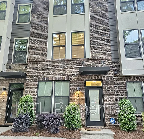 3712 Ellington St #1 — Photo 2
