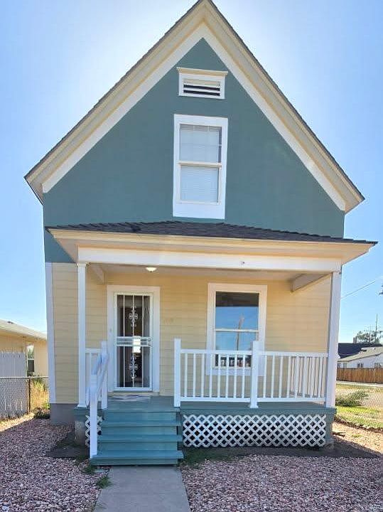 1st image of 402 Lincoln Ave