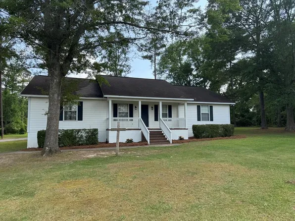 110 S Hill St, Ellaville, GA 31806