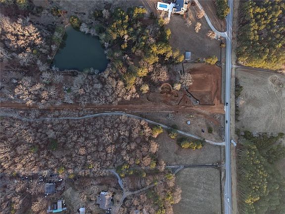 5th image of 3325 Bold Springs Rd #6