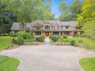 11 Kennaday Rd, Mendham, NJ 07945