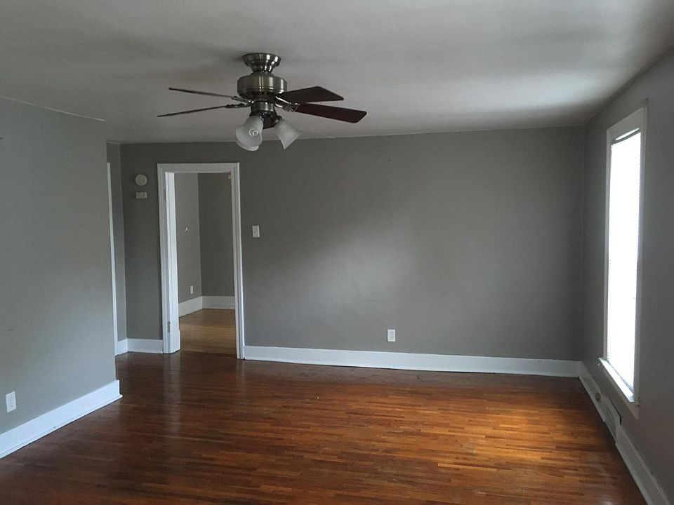 1st image of 420 Christie St #3